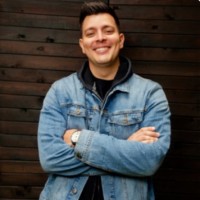 Carlos Avendano Mora