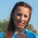 Laura Dennis