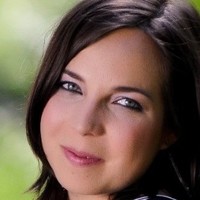 Dana Szabó