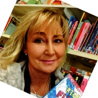 Wendy Deverell