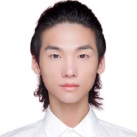 李泽彤