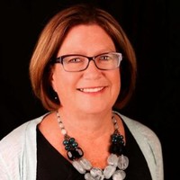 Elizabeth (Beth) Clare