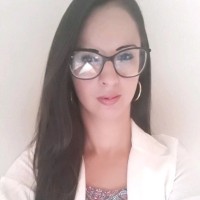 Viviane M.
