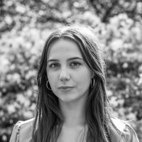 Lucia Barker