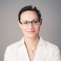 Tanya Henze