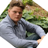 Caleb Lindholm