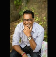 Dayalan Naidoo