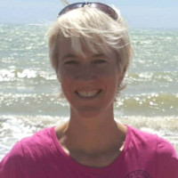 Nicky Starns