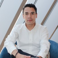 Alberto González