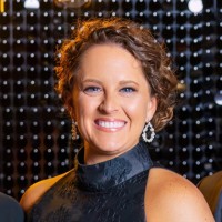Tara Holden R.T.(R)(Mr)(Arrt), Circc
