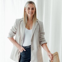 Cate Lavin