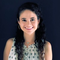 Larissa Cruz