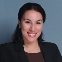 Stephanie Llamas, Mba