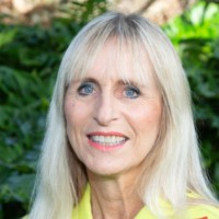 Jane Arnott MNZM