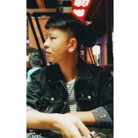 闫万春