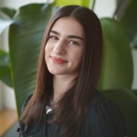 Elyssa Seltzer
