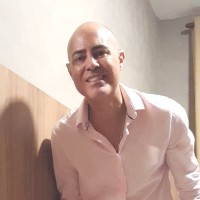 Adriano Souza