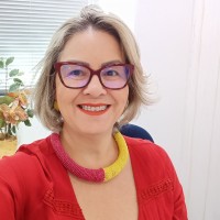 Fábia Borges