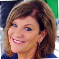 Lynne Nelson