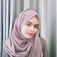 Riani Fajriah J Paransa