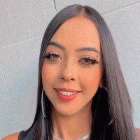 Larissa Carolina