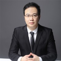 Max W.