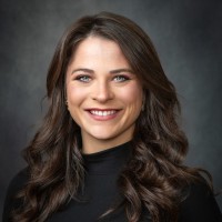 Lindsey Holmes