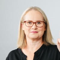 Julia Roache