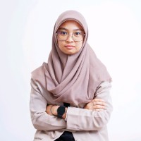 Dina Apzani
