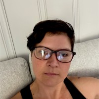 Luciana Bacchi, Mba