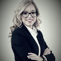 Claudia Lourenco