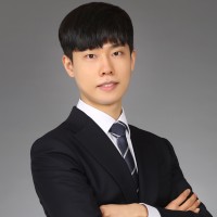 Yong Jin Cho
