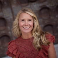 DeAnne R.
