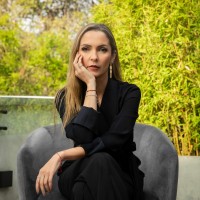 Laura Sanint