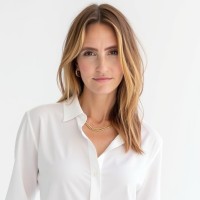Lindsey Mccartney