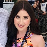 Mckenna Pourazari