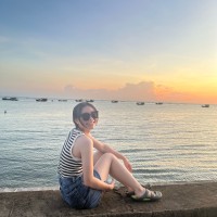 Meelan. Lee Meelan. Lee