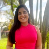 Livia Fernanda Silva Cunha