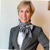 Sandra Knight