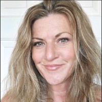 Nancy Huettl