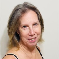 Christine Toth