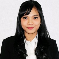 Bunga Widaputri, Flmi