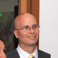 Simon Webb