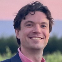 Geoffrey Schau