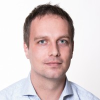 Erik Harnos