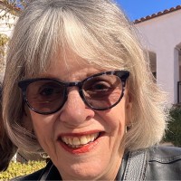 Gloria Phillips