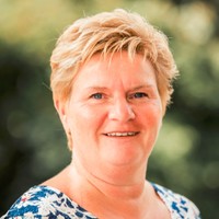 Margret Oud