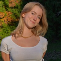 Deva Lewis