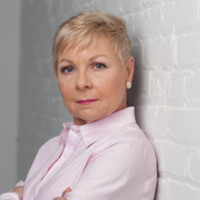 Yvonne Vernaus