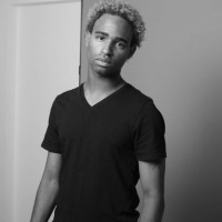 Gustavo, Lucas Parpaillon